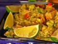 Capri-Salat der Küchenchefin Miyoko Schinner mit hausgemachtem veganem frischen Mozzarella