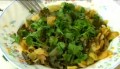 Turško-ciprska veganska jed: Bob z blitvo in vodnim pudingom
(v turščini)