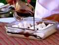 Sweet Soy Cream Custard with Whipped  Vegan Marshmallow and Chocolate Syrup (In Portuguese)