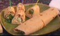 摩爾多瓦傳統佳餚：玉米粥與炒番茄和純素香腸燉菜（摩爾多瓦語）