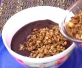 Brazilian Acai Bowl:Starring the Amazonian Superfruit  (In Portuguese)